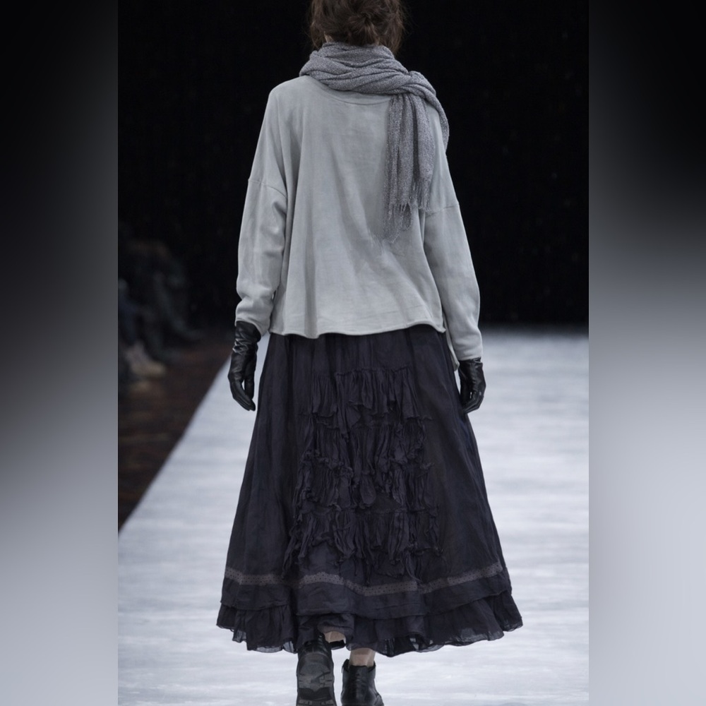 Elegant faded grey Skirt - Picture 2 of 14